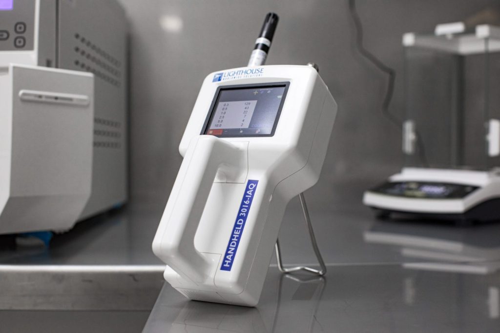 Cleanroom Testing Airborne Particulates